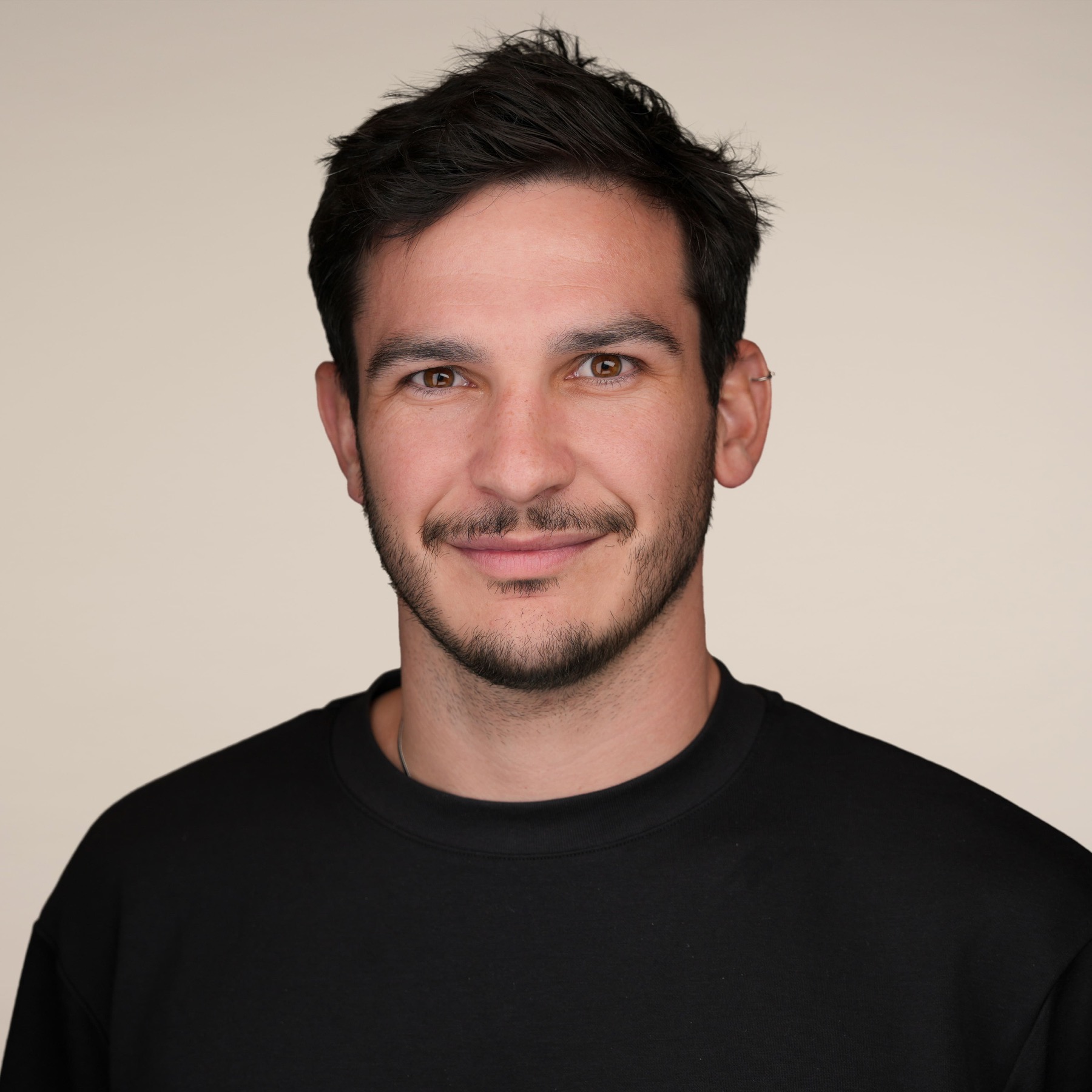 Mateo Sauton headshot